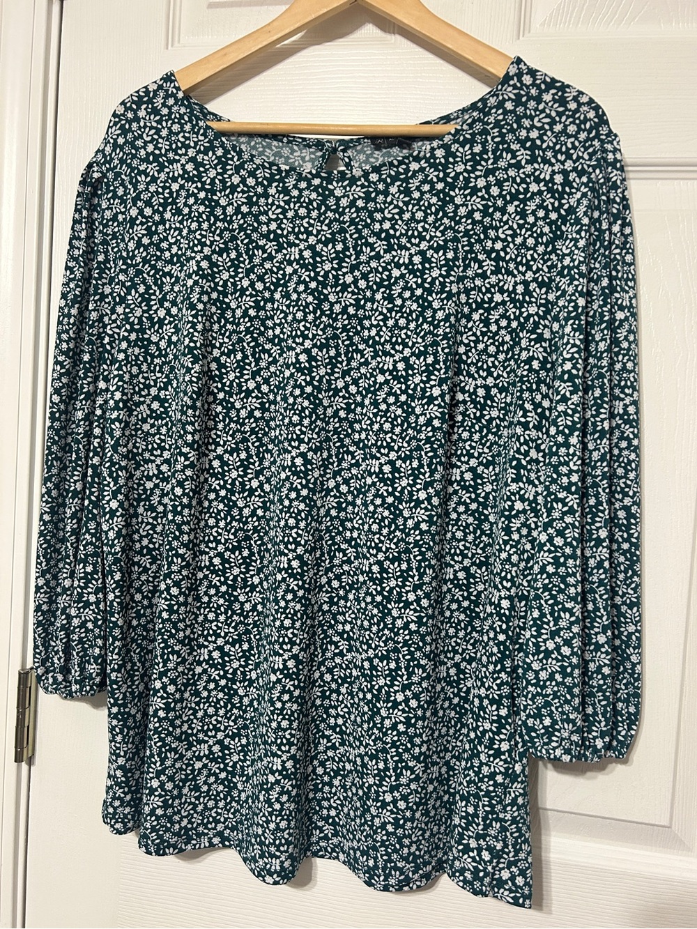 Adrianna Papell Women’s Green Floral Pullover Blouse 3/4 Balloon Sleeves Size 1X